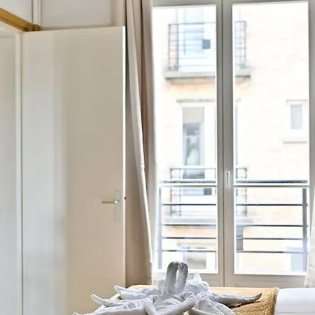Moderne Et Colore